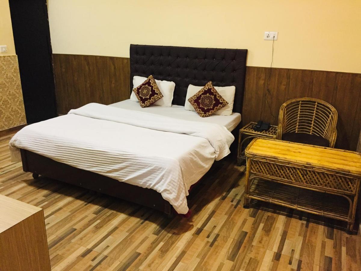 Hotel Prem G, Mussoorie Kültér fotó