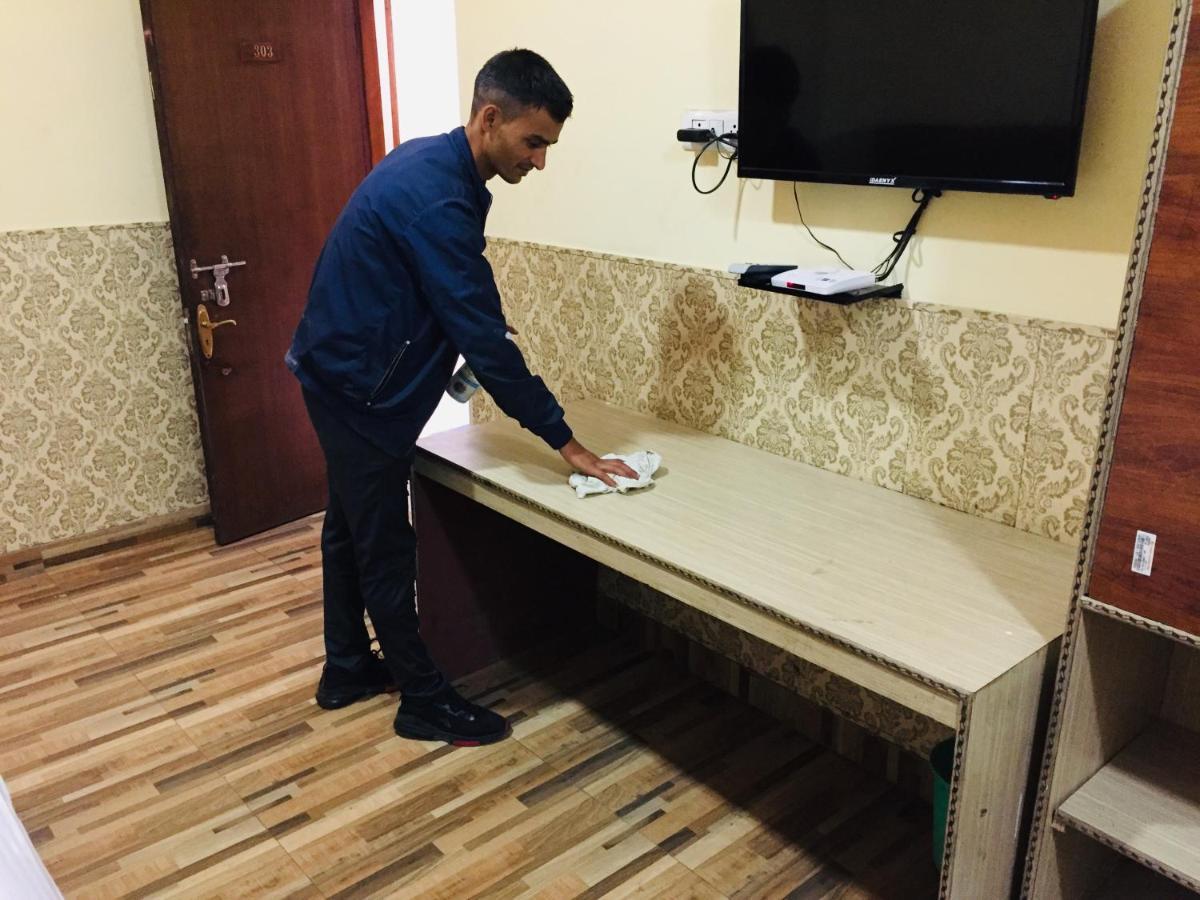 Hotel Prem G, Mussoorie Kültér fotó