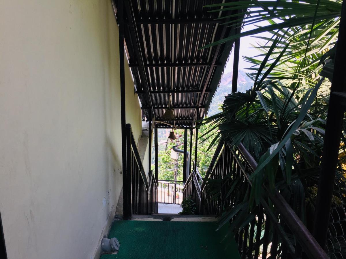 Hotel Prem G, Mussoorie Kültér fotó