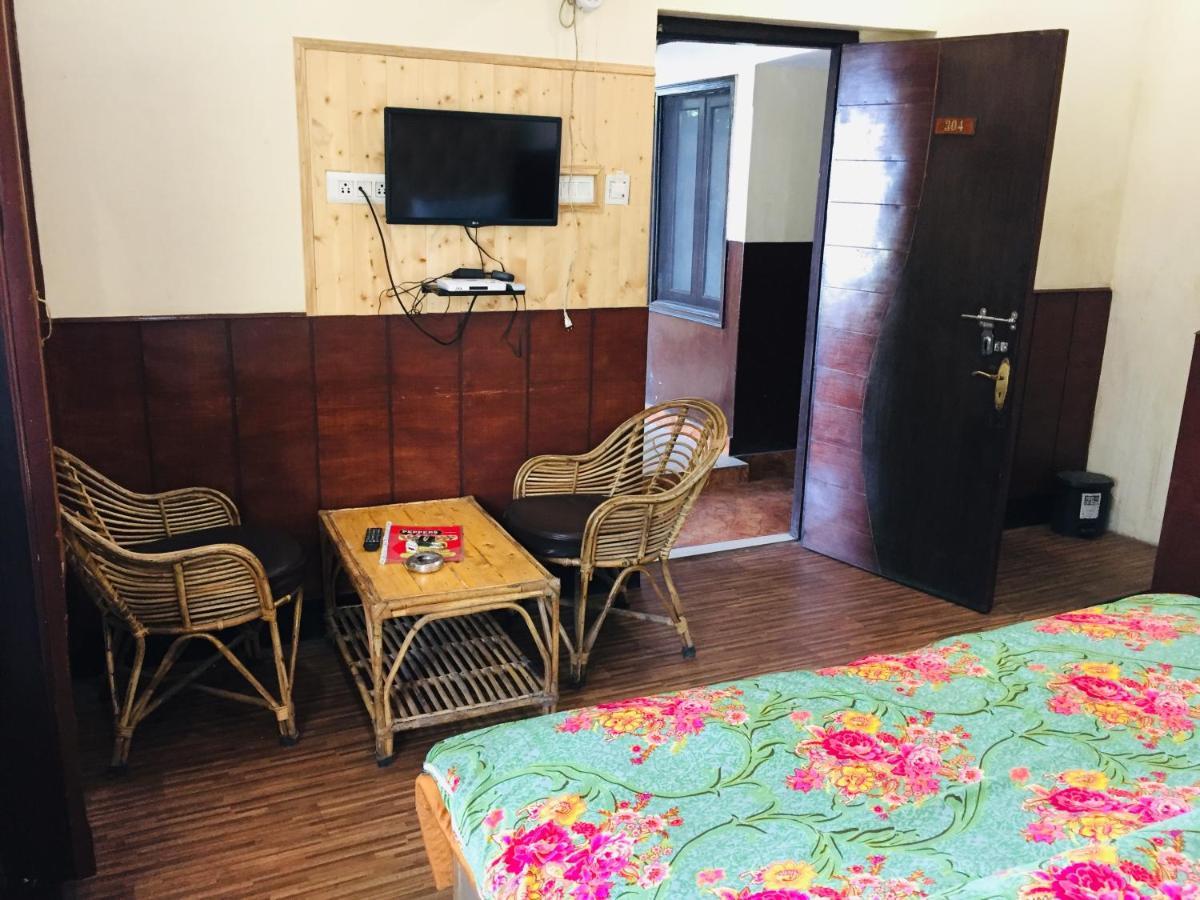 Hotel Prem G, Mussoorie Kültér fotó